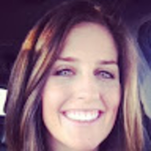 Meet your Posher, Bekah - Picture 1 of 1